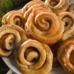 004_Y_cinnamon_rolls_new.jpg