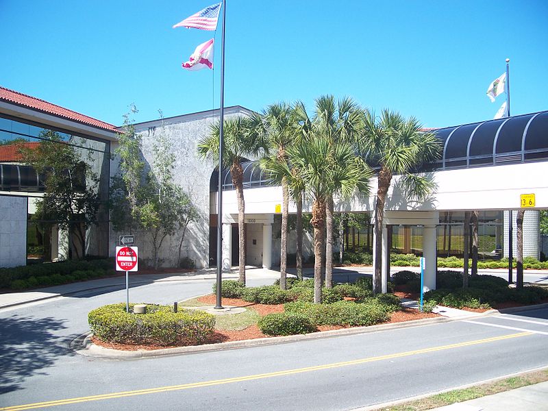 800px-Port_Orange_FL_city_hall02.jpg