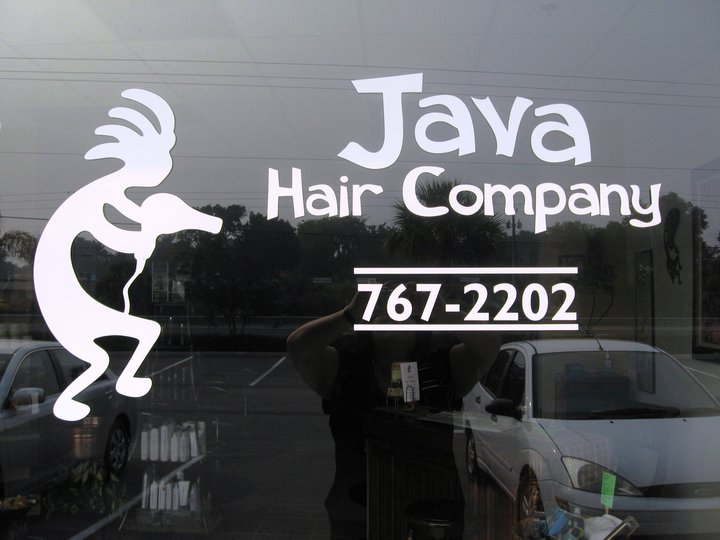 268273_133707780041396_6739711_n.jpg