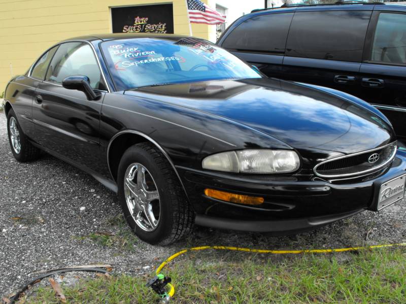 Saturn_L200_and_lot_cars_055_800x599.jpg