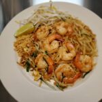 Padthai-with-shrimp.jpg