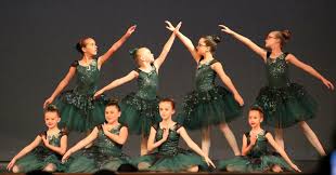 kristis-rythem-dance1.jpg