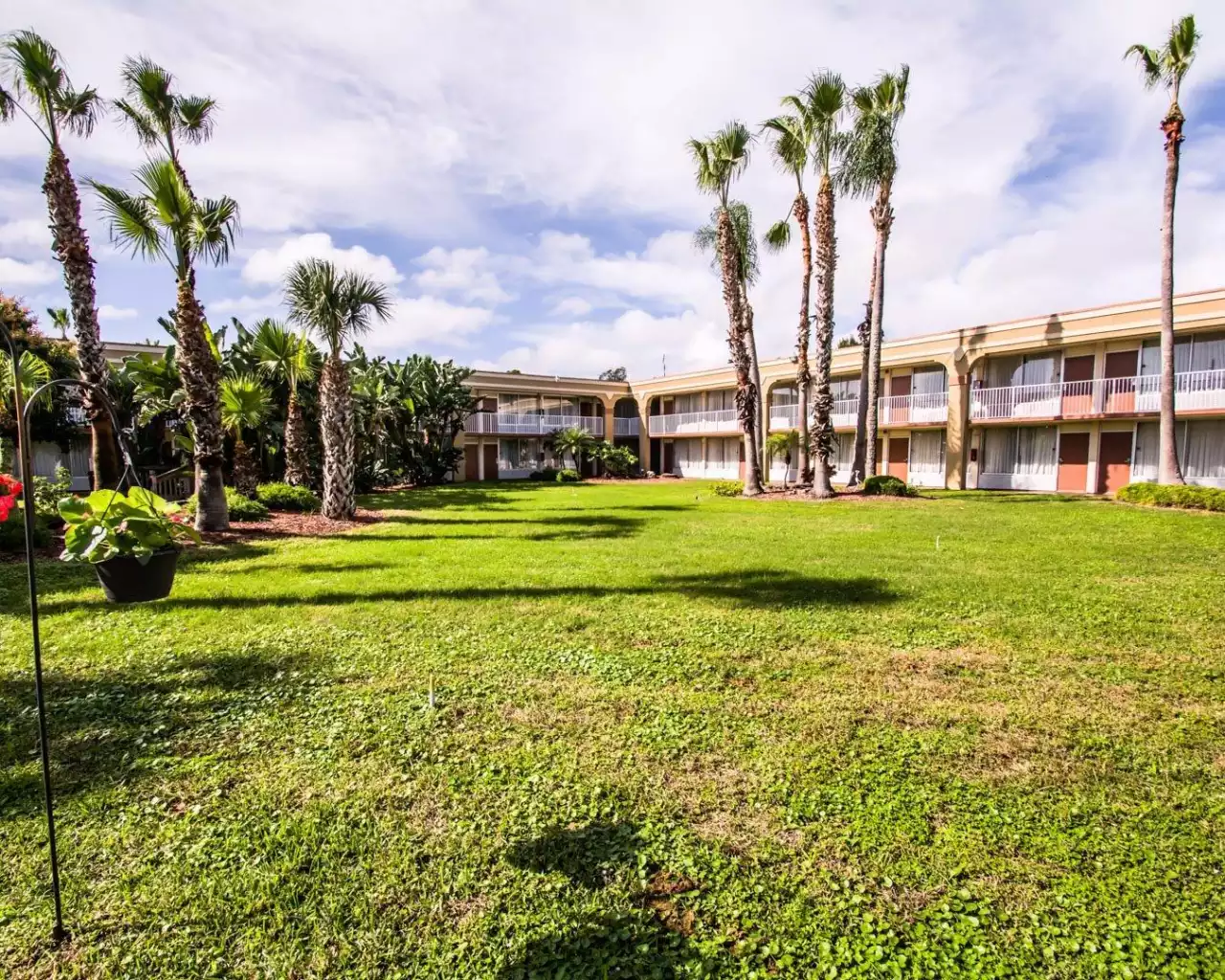 Econolodge-11.jpg