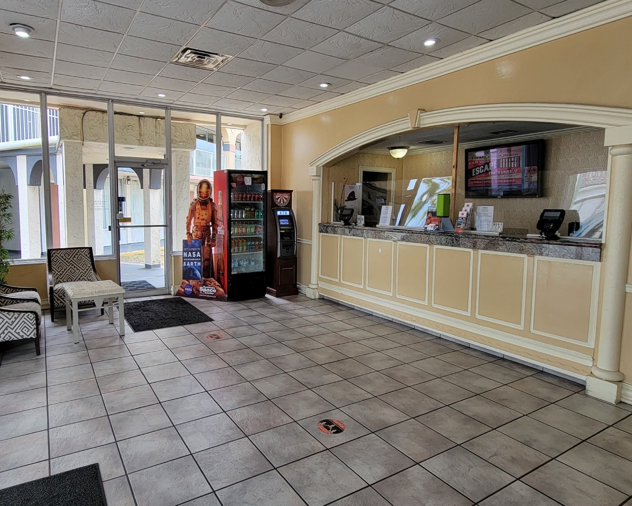 Econolodge-5.jpg