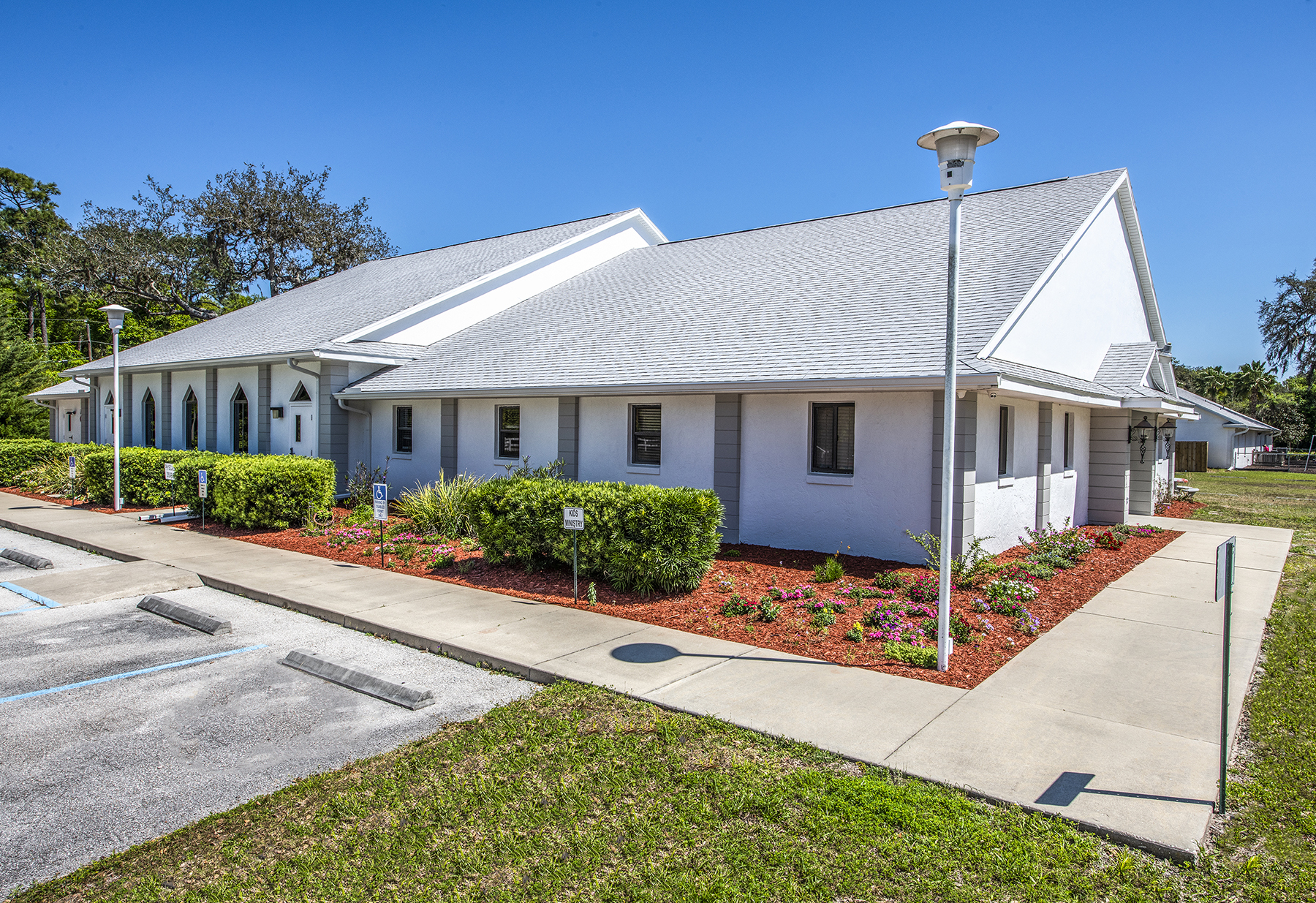 Gray-Roof_2.jpg