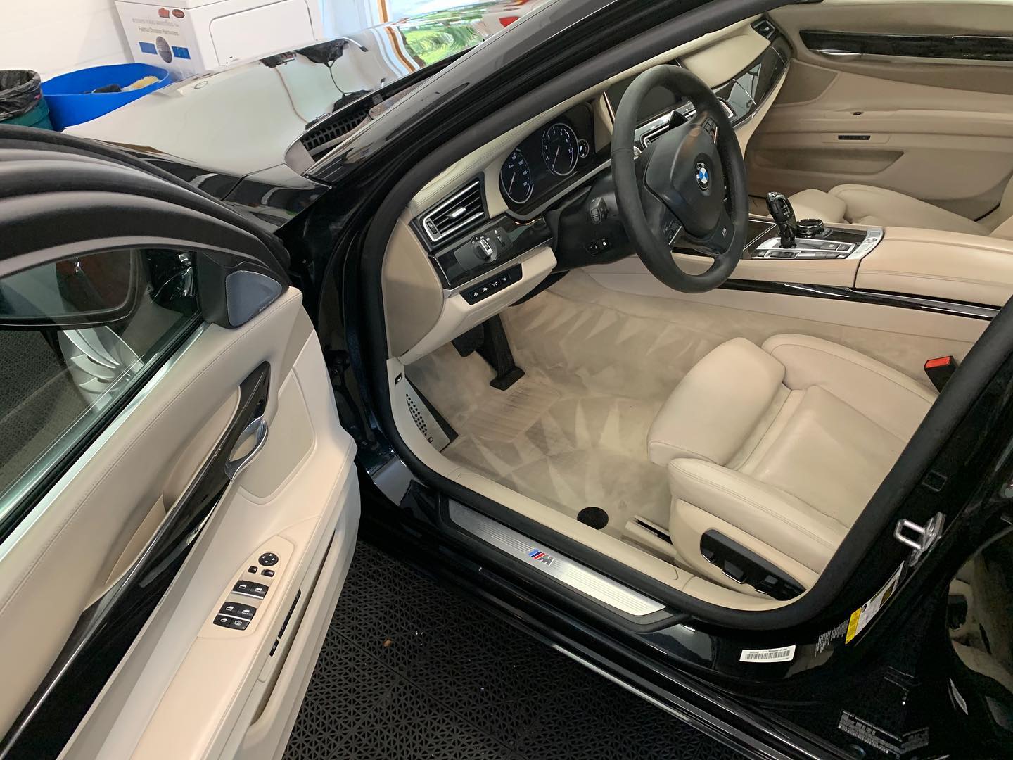 interior-detail.jpeg